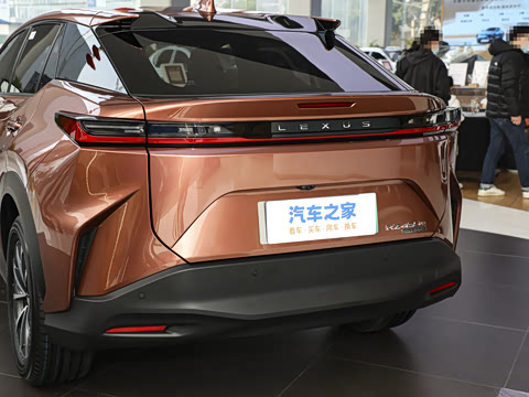 2023�� 450e �������а�