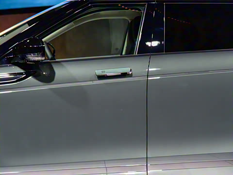 2021�� ����L 249PS R-Dynamic First edition �׷���