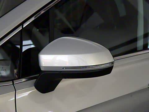 2020�� 330TSI ������