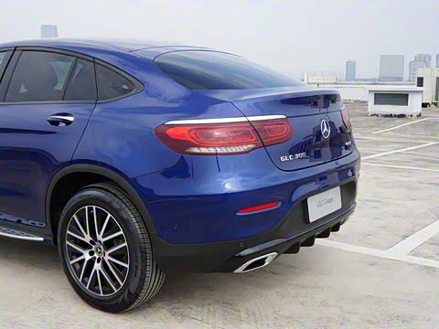 2020�� GLC 300 4MATIC ����SUV