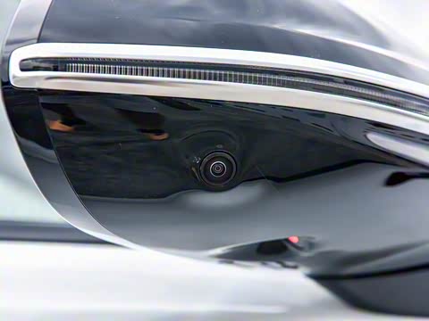 2025�� 117km ��ΪPLUS��