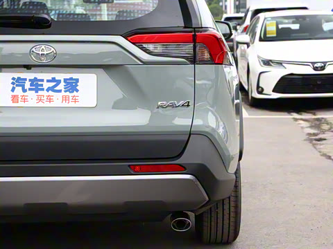 2021�� 2.0L CVT�������а�