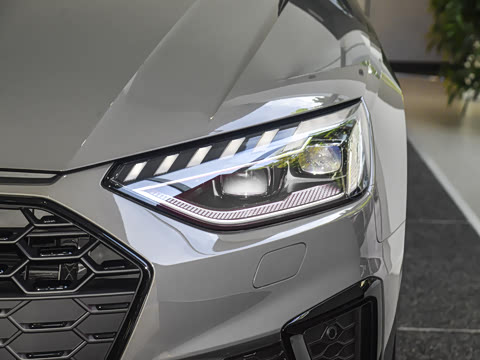 2025�� S4 Avant 3.0TFSI