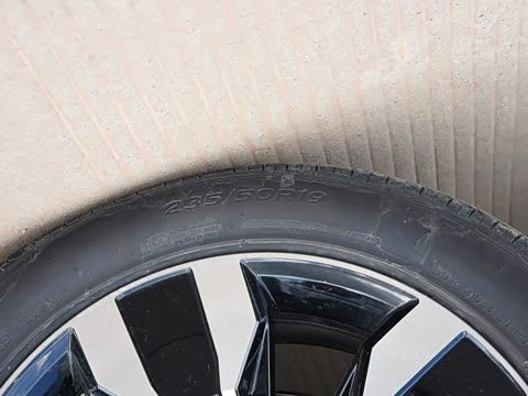 2024�� 330TSI �Զ�����R-LineԽ����