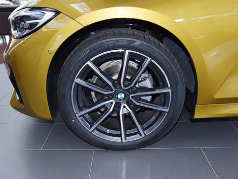 2020�� 320Li M�˶���װ