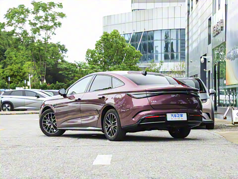 2025�� �Ǽݰ� DM-i 1.5T 125km �콢��