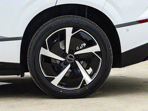 2025�� EV 605�캽Plus��