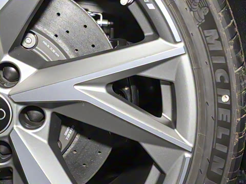 2022�� V10 Coupe performance