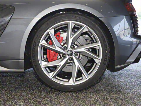 2022�� V10 Coupe performance