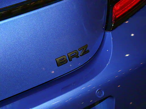 2023�� 2.4L �ֶ�10��������