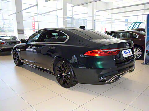 2021�� XFL 2.0T P300 �����콢�˶���