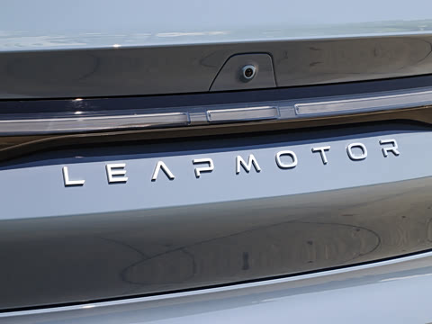 2025�� 550������