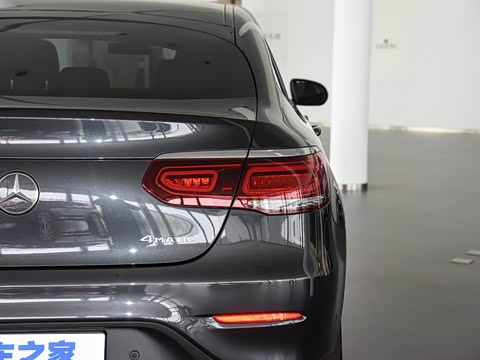 2020�� GLC 260 4MATIC ����SUV