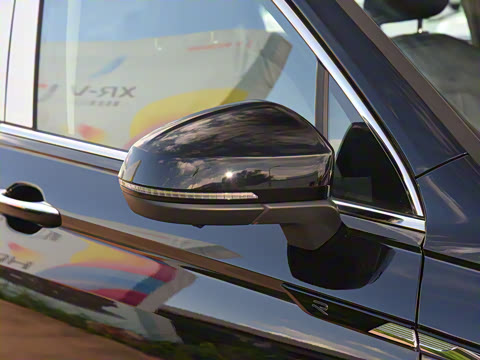 2024�� 330TSI �Զ�����R-LineԽ����