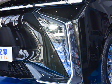 2023�� ���ٰ� 762