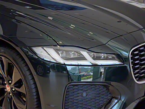 2021�� XFL 2.0T P300 �����콢�˶���