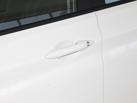 2021�� 1.6L �ֶ�������