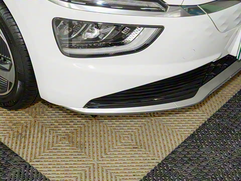 2021�� LUX����