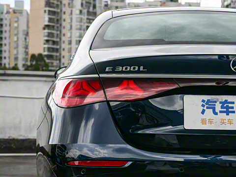 2025�� �Ŀ� E 300 L ʱ����