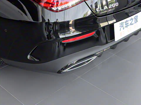 2021�� CLA 200 4MATIC