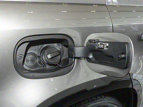 2025�� 110 3.0T P400 X-Dynamic HSE