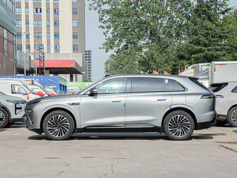 2025�� ���� 265 Max��������������ʻ