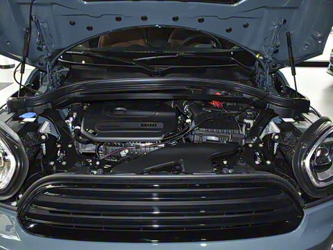 2022�� 1.5T COOPER ALL4 ���ͼ�