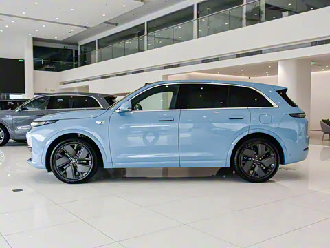 2025�� Max ���ܻ��°�