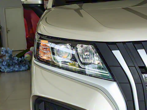 2025�� 1.6L �ֶ����������� 5��