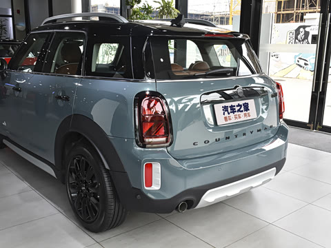 2022�� 1.5T COOPER ALL4 ���ͼ�