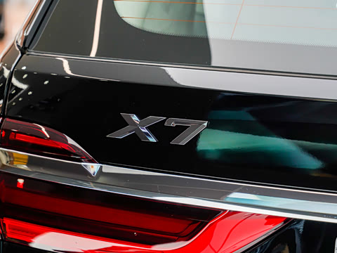 2021�� xDrive40i ������M�˶���װ