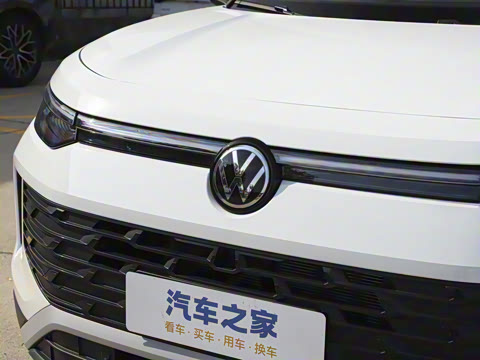 2025�� ̽��L 300TSI ������Ӣ