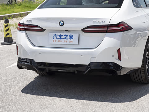 2025�� 525Li M�˶���װ