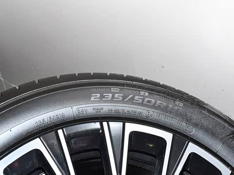 2025�� 300T �����ǹ��