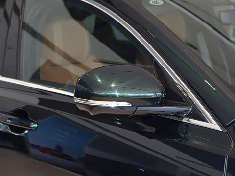 2021�� XFL 2.0T P300 �����콢�˶���