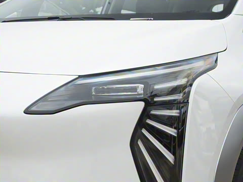 2025�� Plus 510 ������