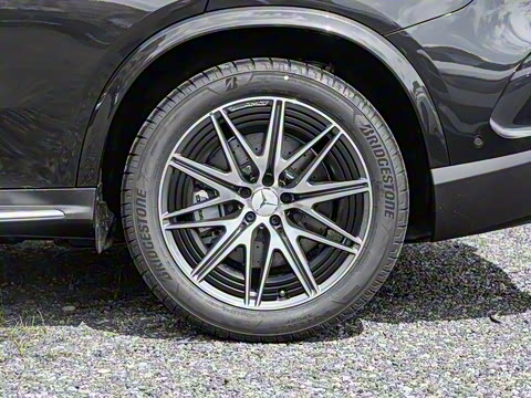 2025�� AMG GLC 43 4MATIC