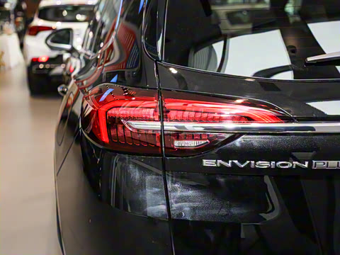 2023�� ������Plus 652T ����������