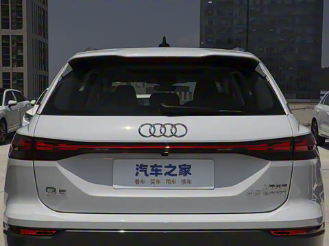 2023�� 40 e-tron ��ҫ�� ������װ