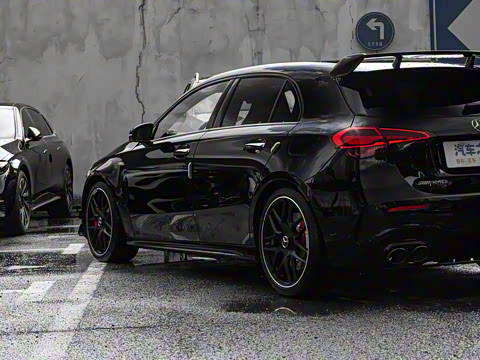 2024�� �Ŀ� AMG A 45 S 4MATIC+