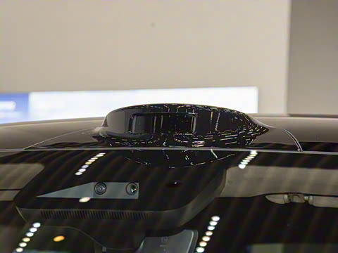 2025�� 825 Max��