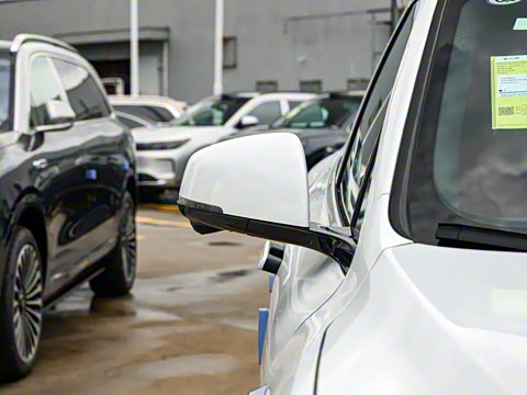 2025�� ����  Ultra ������