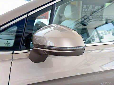 2020�� 380TSI ����