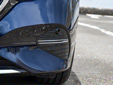 2025�� �Ŀ� E 300 L ʱ����