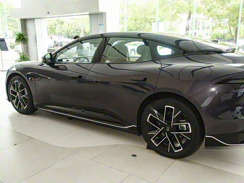 2025�� Max�����