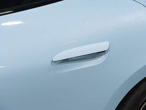 2019�� Taycan 4S