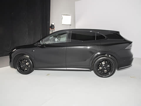 2025�� 702 �������� Ultra