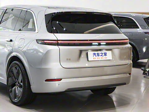 2025�� Ultra ���ܻ��°�