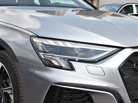 2023�� Sportback 35 TFSI ����òʰ�