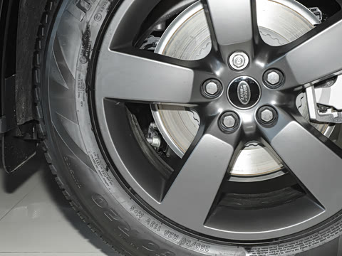 2025�� 110 3.0T P400 X-Dynamic HSE